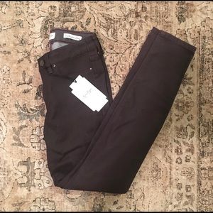 NWT Jessica Simpson KISS Me Jeans MAROON